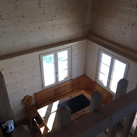 Chalet Gstaadblick Апартаменты Гштад
