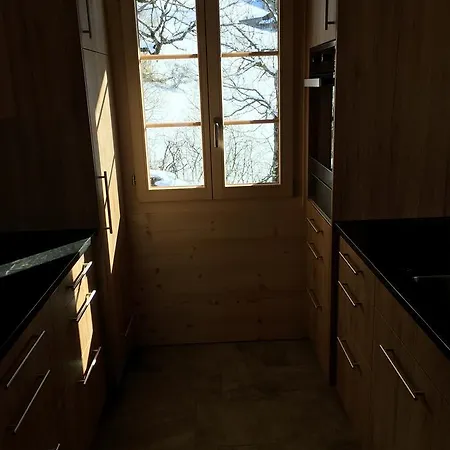 Апартаменты Chalet Gstaadblick Гштад